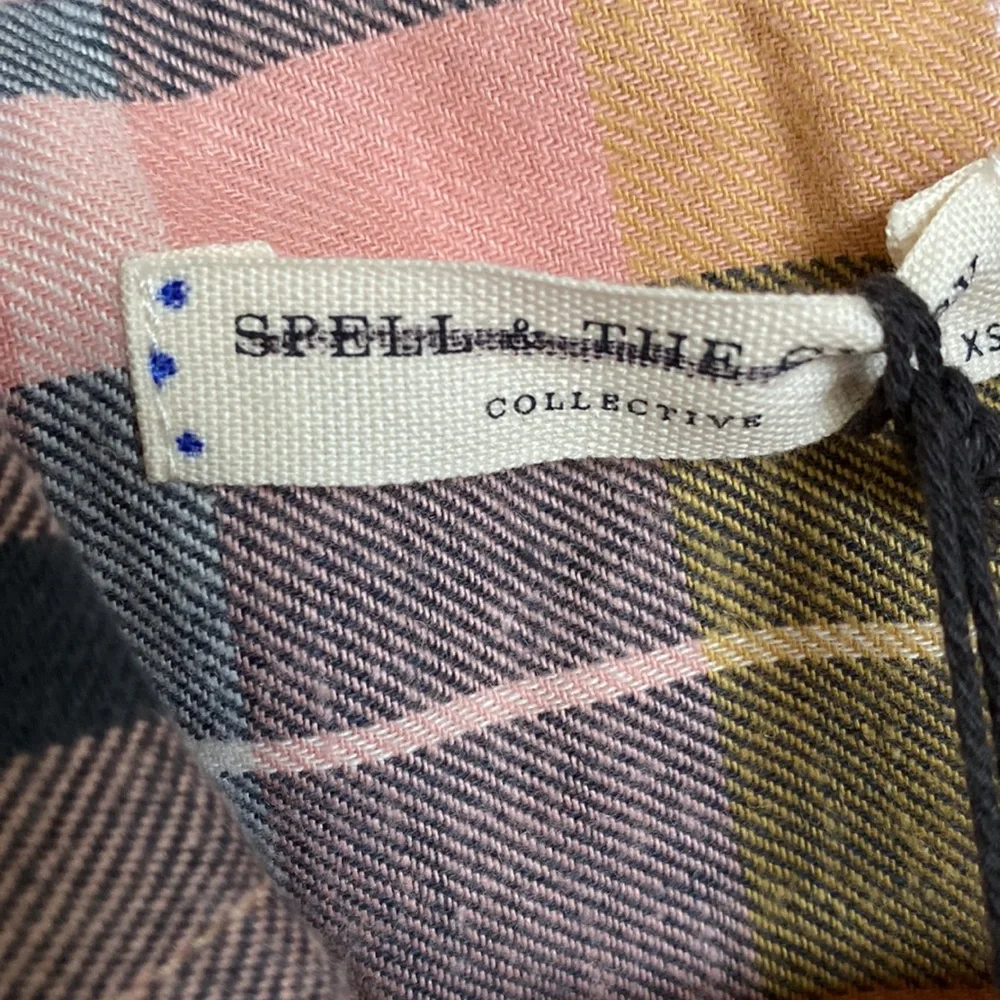 Spell & the Gypsy Maverick long-sleeve flannel button down. Never worn brand new - Picture 7 of 7